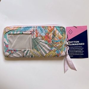 Vera Bradley RFID Bifold Wallet - Rain Forest Canopy NEW with tag!